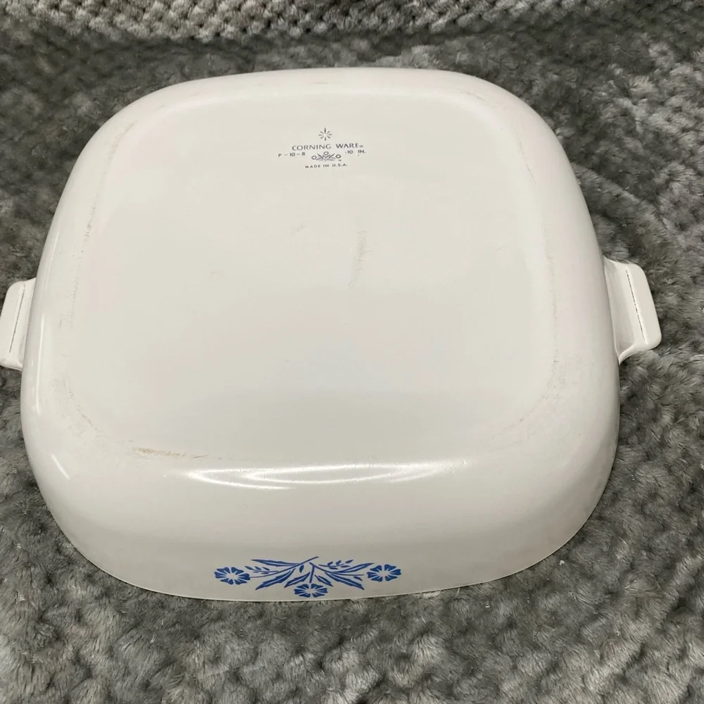 Vintage 10 inch Corning Ware Casserole Dish, P-10-B, circa 1969-1972